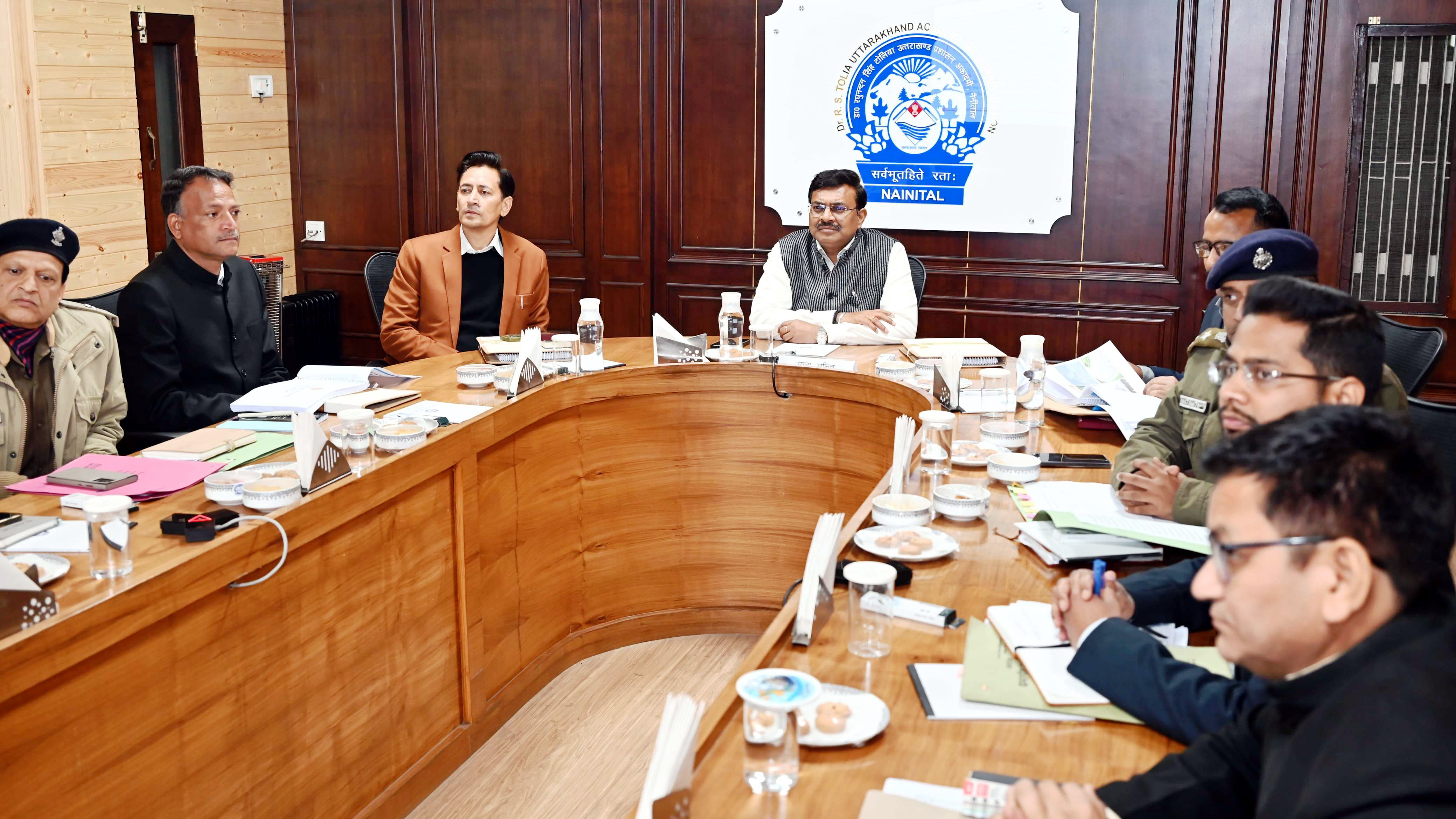 (Nainital Gas-Electicity Problems)